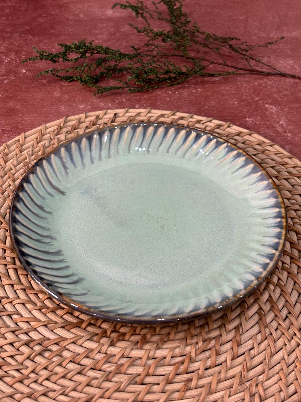 Mint Green with Lines Glaze Dinner Set (Set of 3)