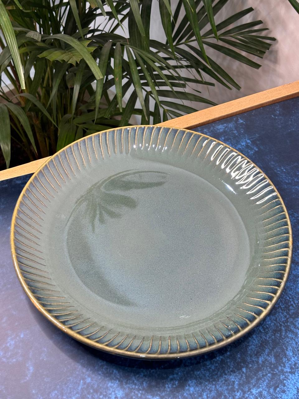 Green Glaze Lines Dinner Plates (Set of 2)