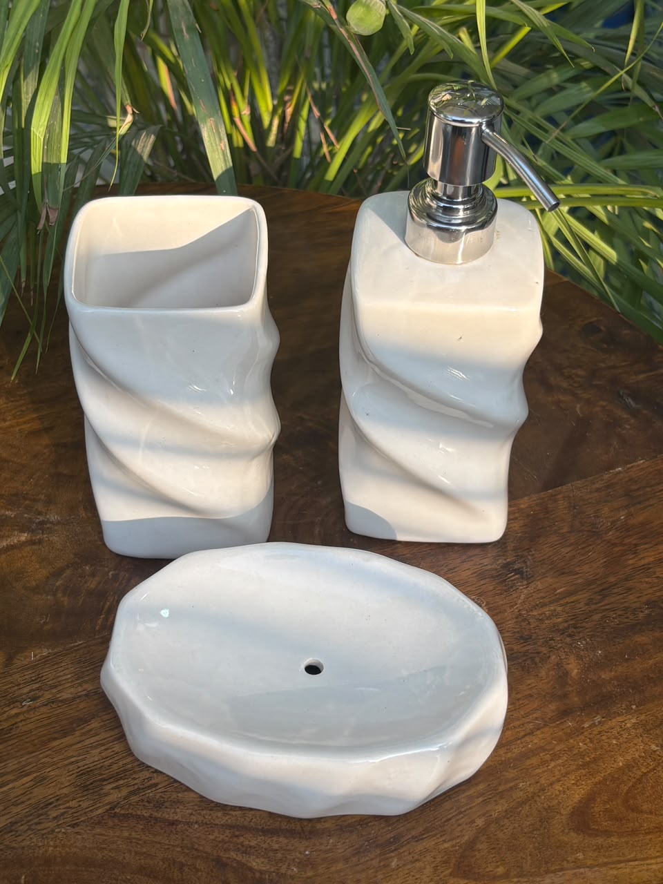 Ivory Haven Bathroom Set
