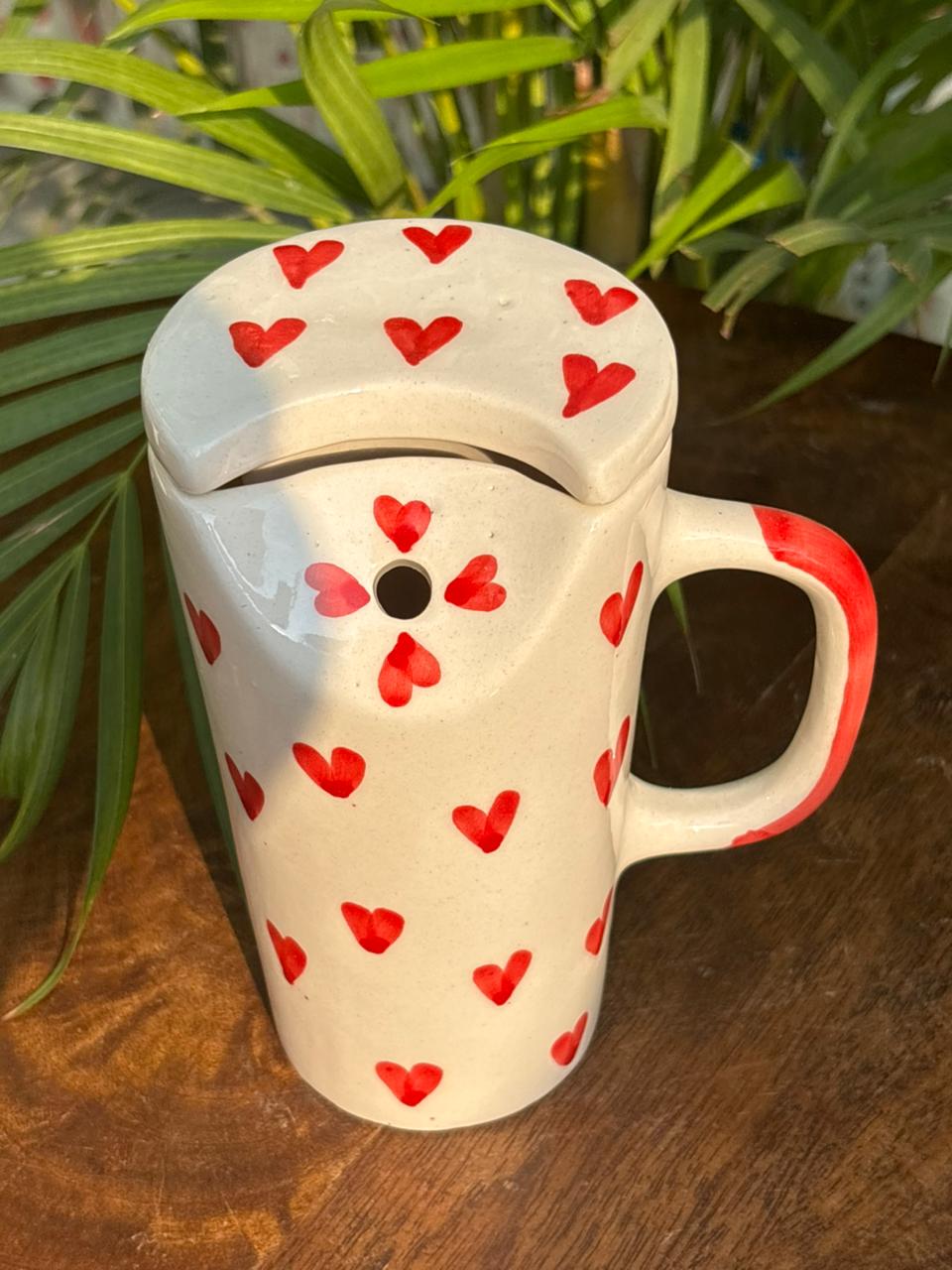 Amour Heart Ceramic Sipper with Lid