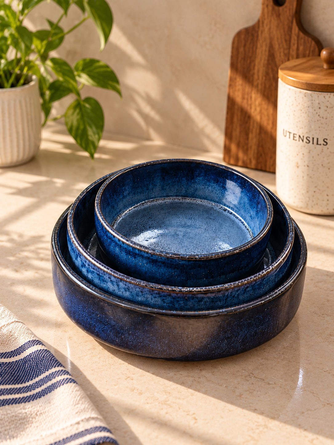 Blue Meadow Reverie Serving Bowl Set (Set of 3)