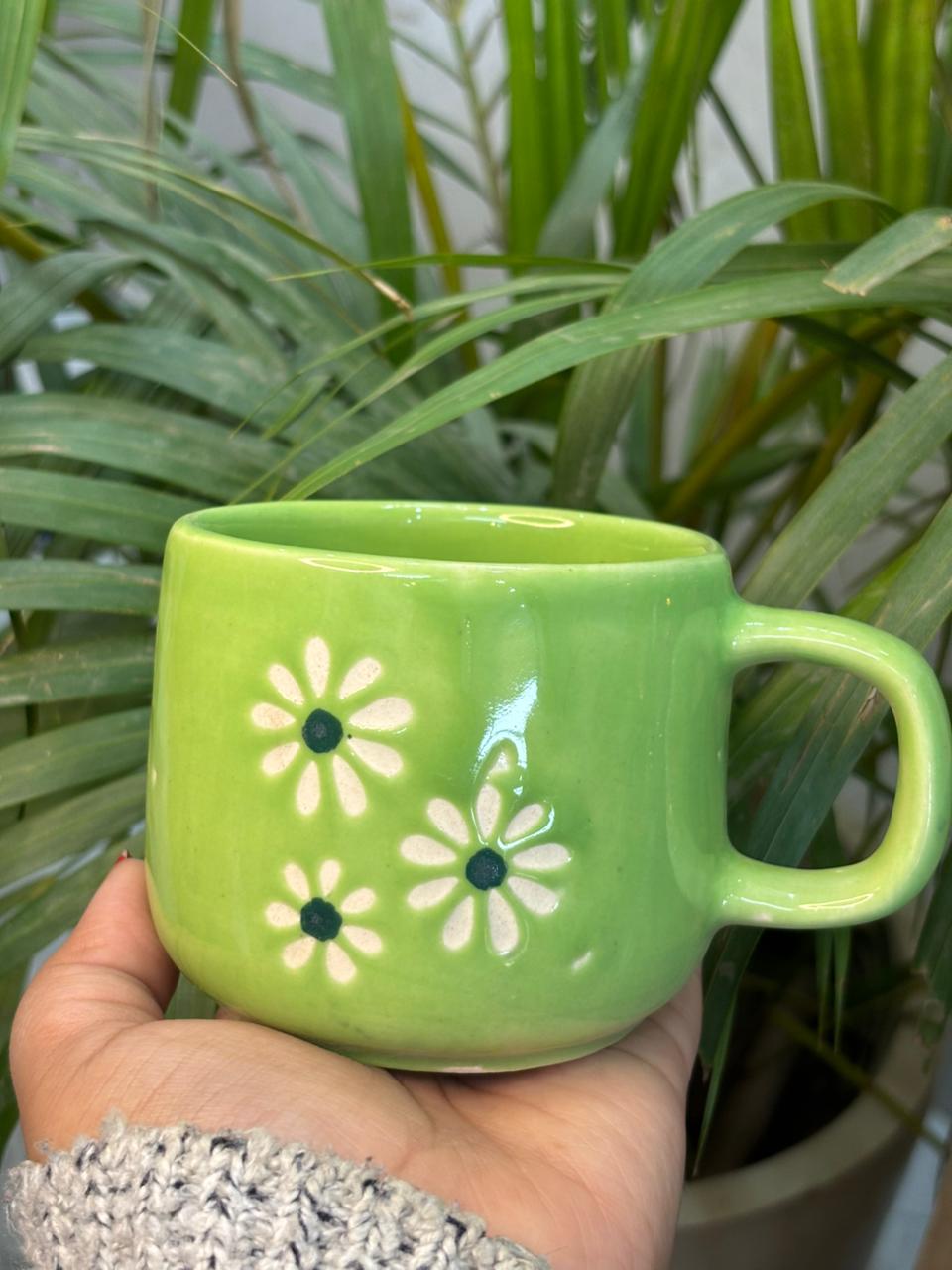 Cozy Daisy Mug-Pastel Green