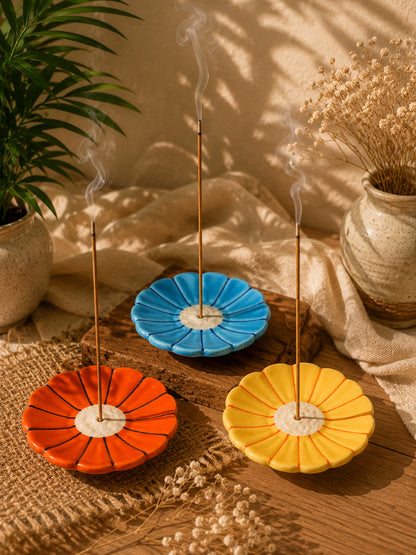 Élan Petals Incense Holders/Agarbatti Stands-Set of 5 (Assorted Colors)