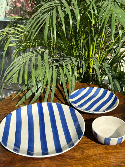 Blue Rhythm Handcrafted Premium Dinner Set (Set of 7)