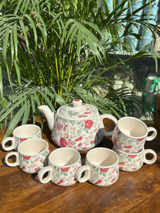 The Queen's Regalia Blossom Kettle Set (Set of 7)