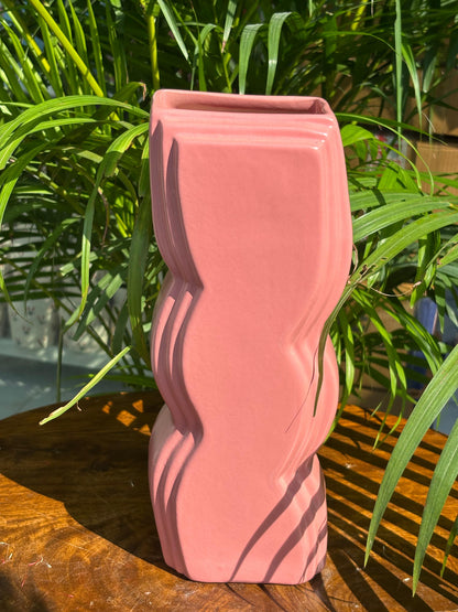 Rosé Wave Vase