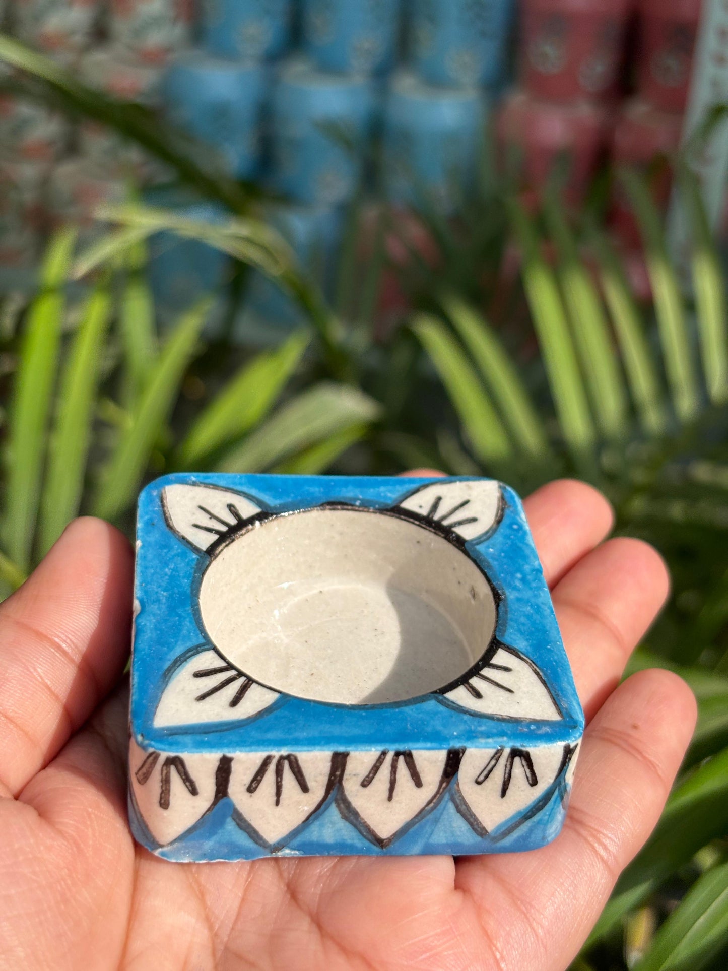 Festive Flora Tea Light Holders (Set of 5 Assorted)