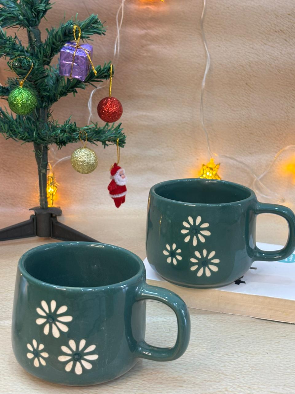 Cozy Daisy Mug-Green