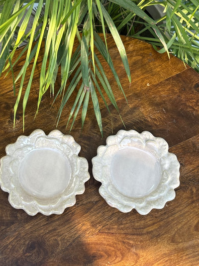 Ivory Petal Ceramic Snack Plate – Set of 2