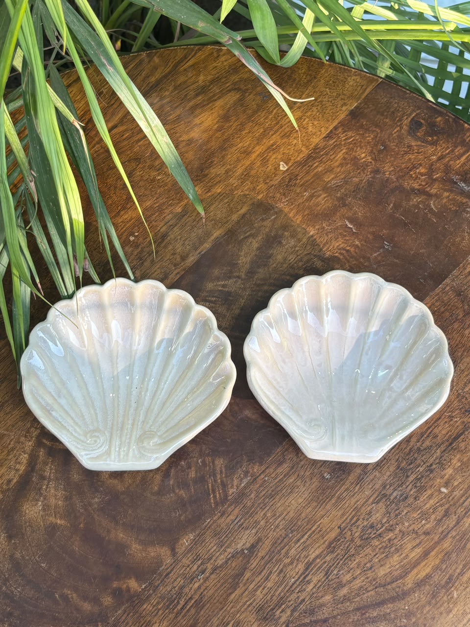 Ivory Seashell Ceramic Snack Plate – Set of 2