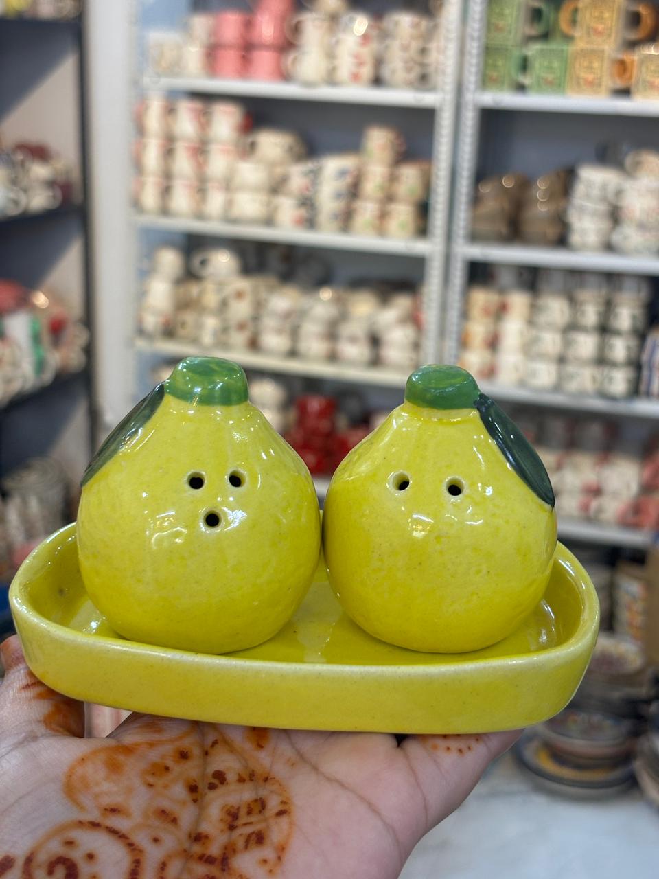 Lemon Duo Salt and Pepper Shakers Set