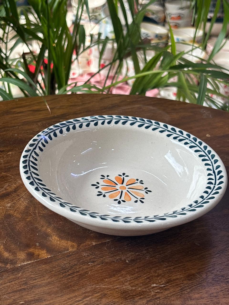 Marigold Vine Pasta Plates (Set of 2)