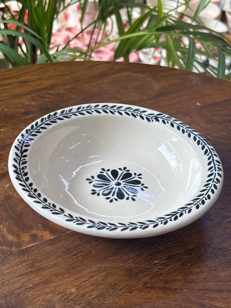 Meadow Bloom Pasta Plates (Set of 2)