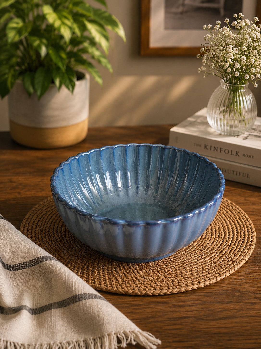 Midnight Daisy Serving Bowl