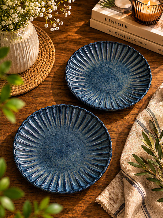 Midnight Daisy Quarter Plates (Set of 2)