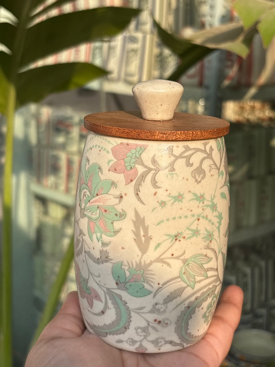 Pastel Heritage Wooden Lid Airtight Jar