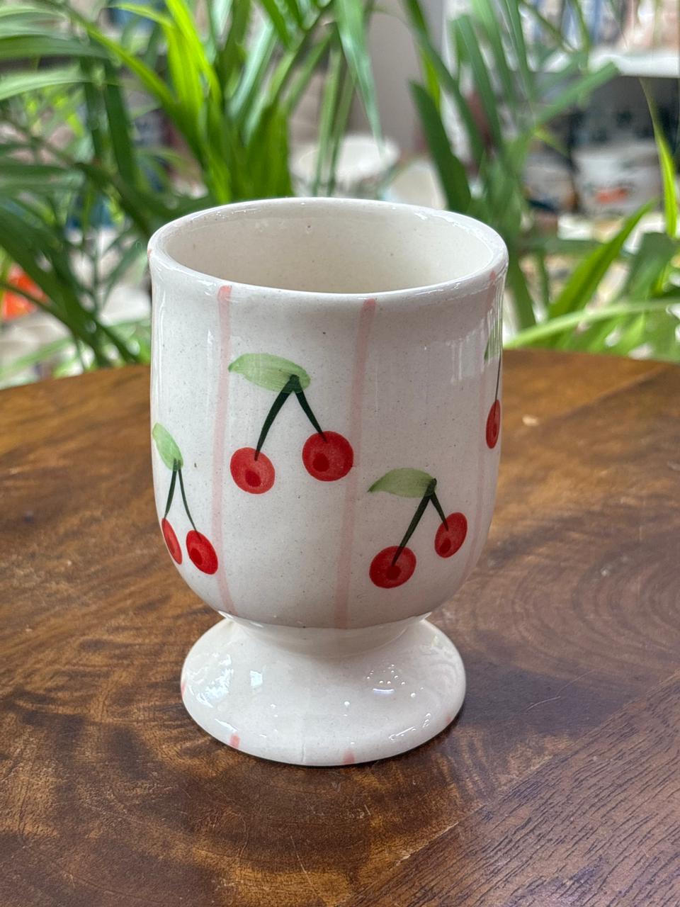 Red Berry Bloom Juice Glass
