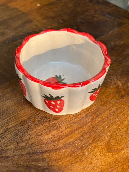 Strawberry Scallop Snack Bowls (Set of 2)