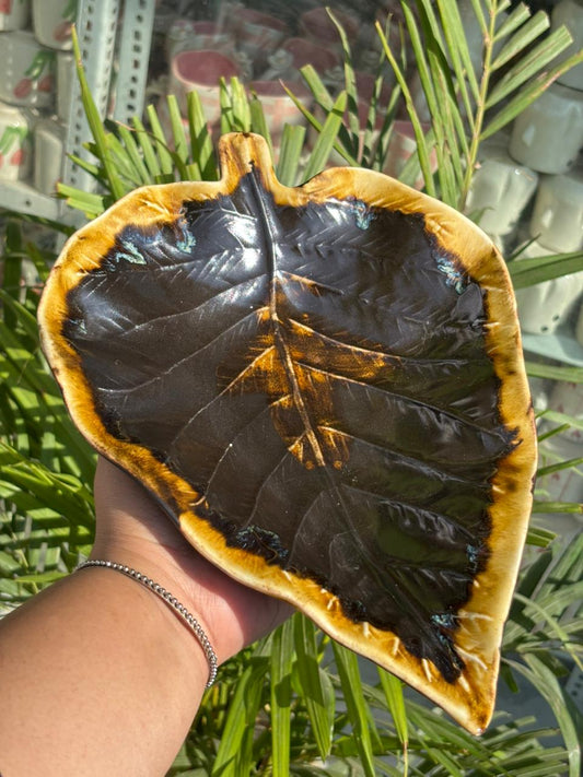 TerraBurn Leaf Platter with Dip Bowl