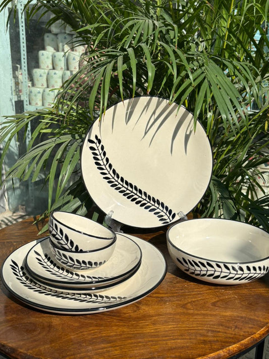 Terra Vine Noir Handcrafted Premium Dinner Set (Set of 7)