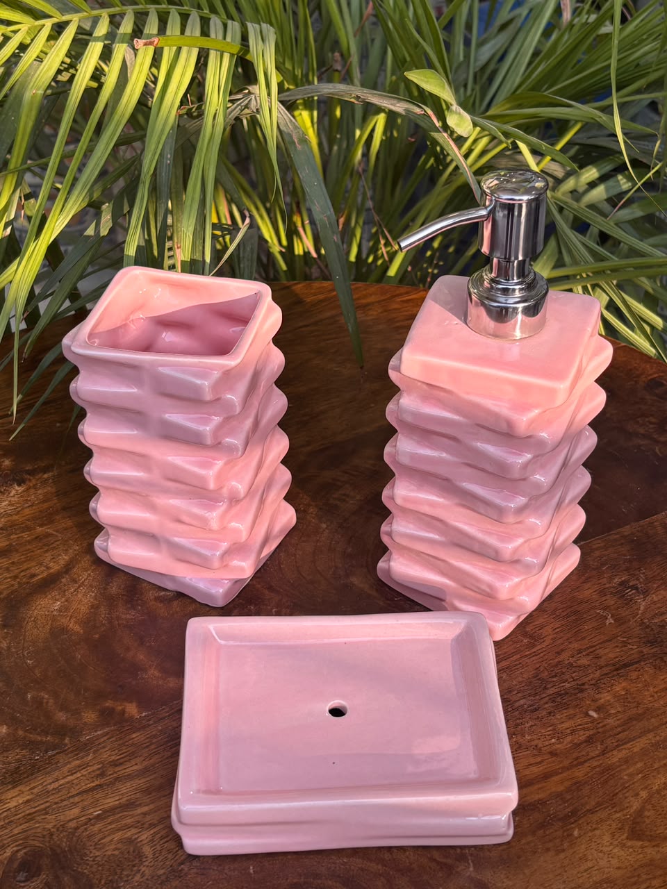The Riviera Bathroom Set