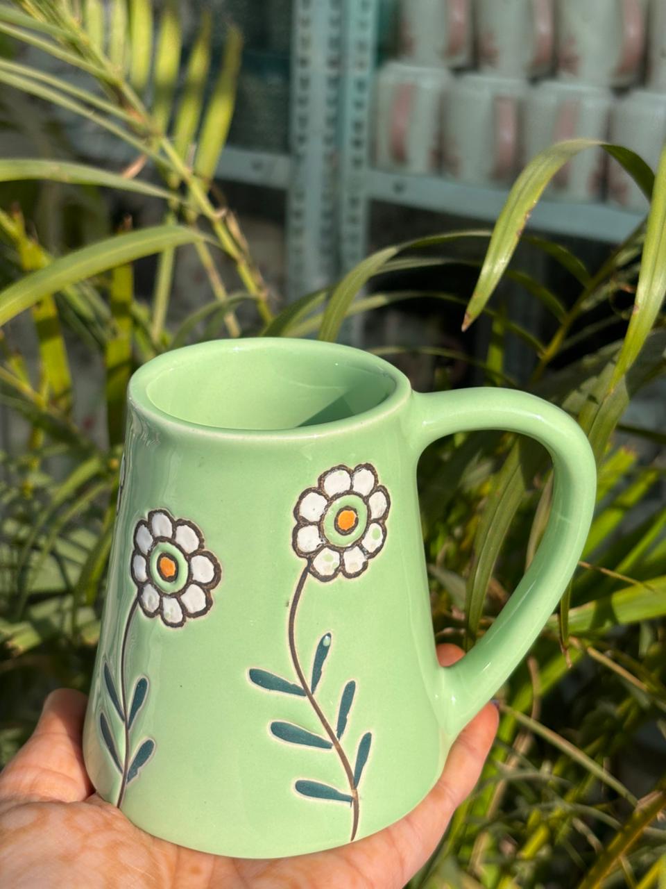Green Daisy Dew Mug