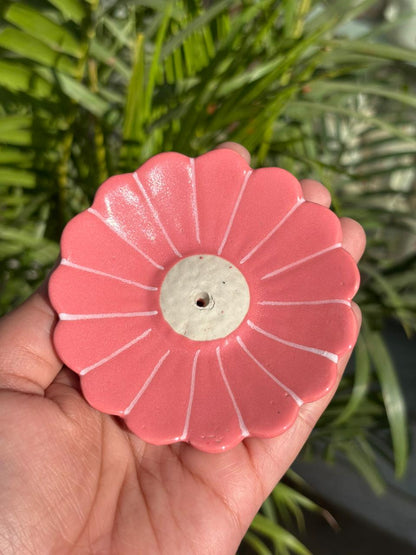 Élan Petals Incense Holders/Agarbatti Stands-Set of 5 (Assorted Colors)