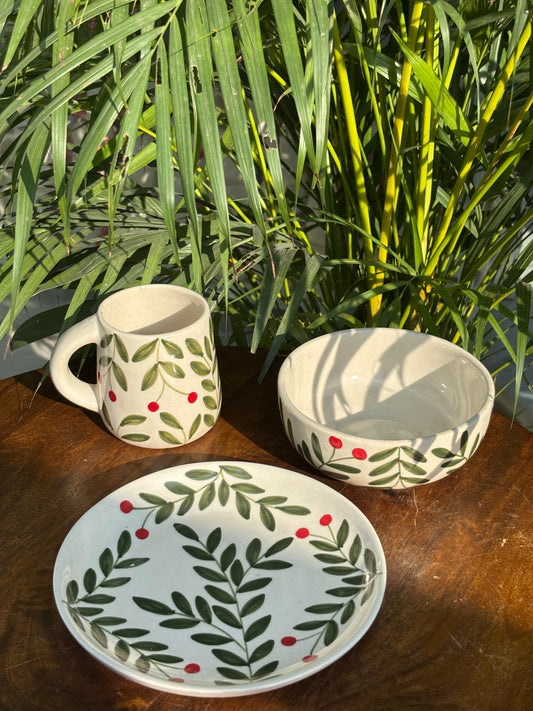 Wild Berry Leaf Set (Set of 3)